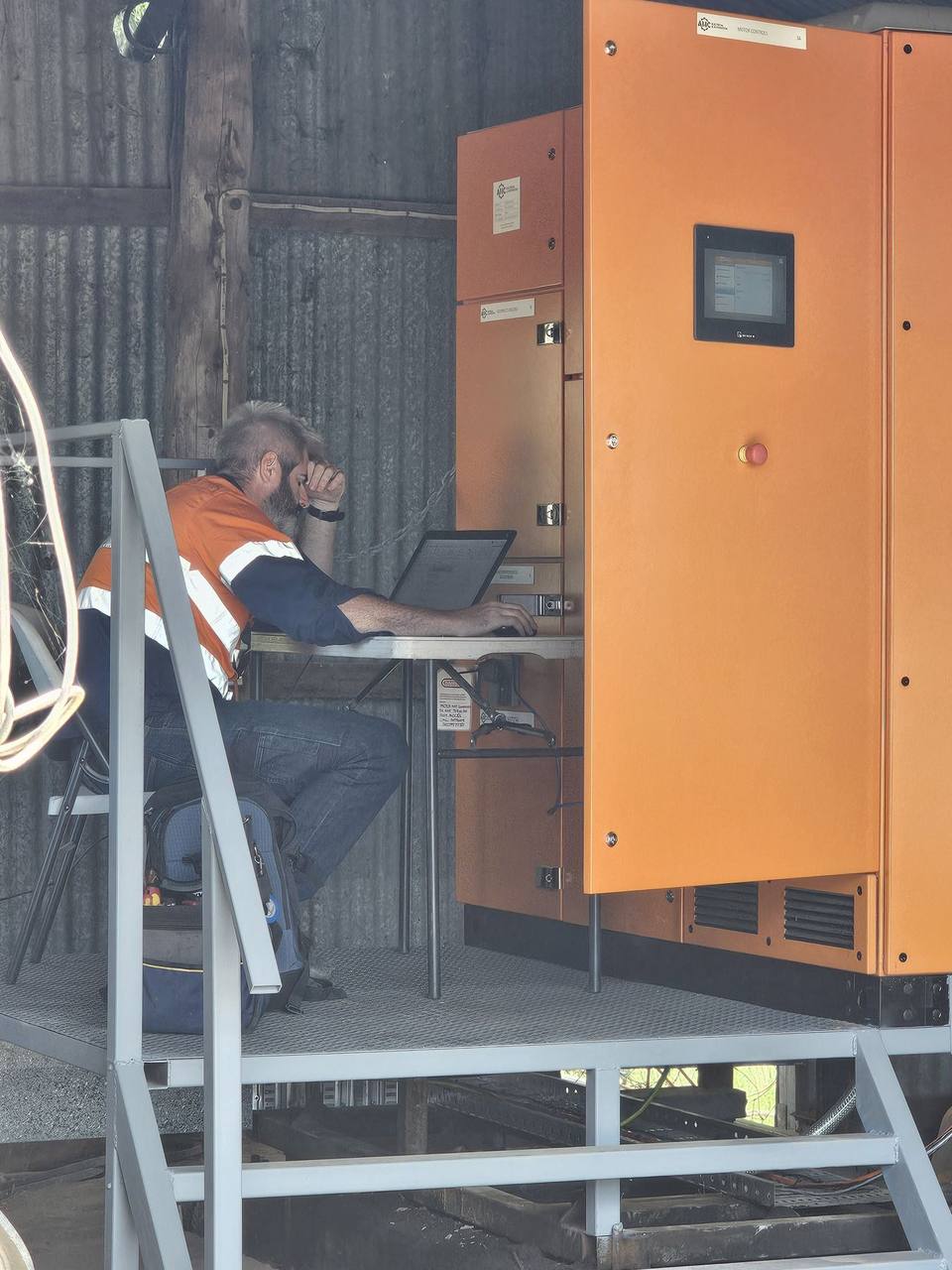 Commissioning the pump control system on site